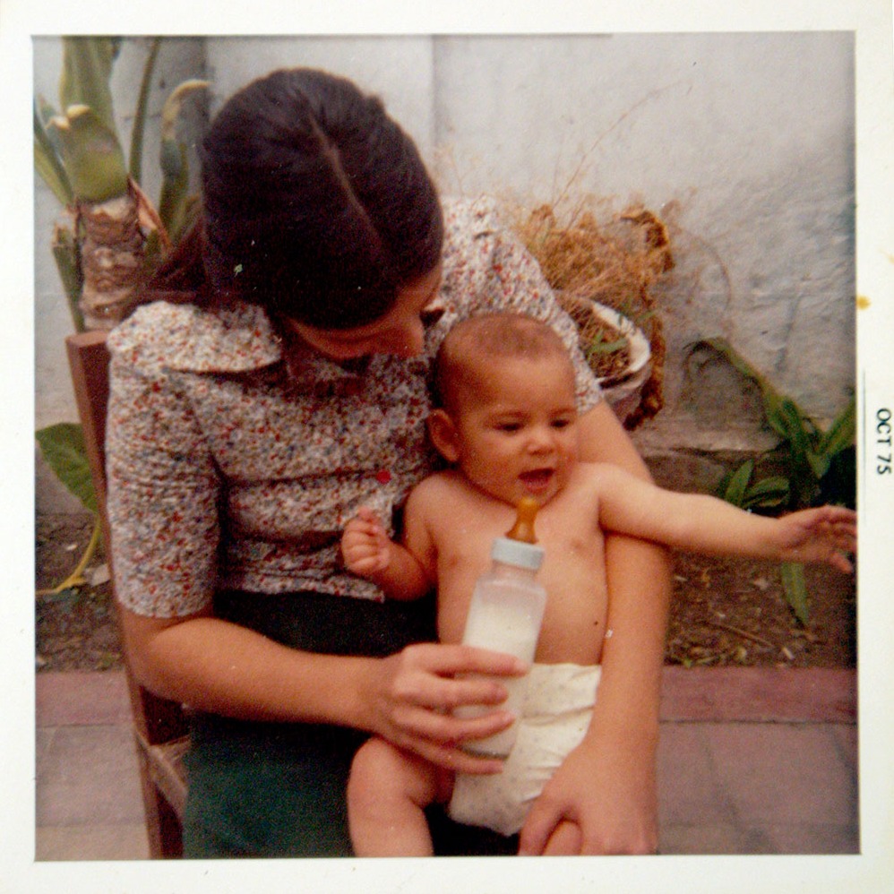 Diana junto a su primer hijo, Fernando