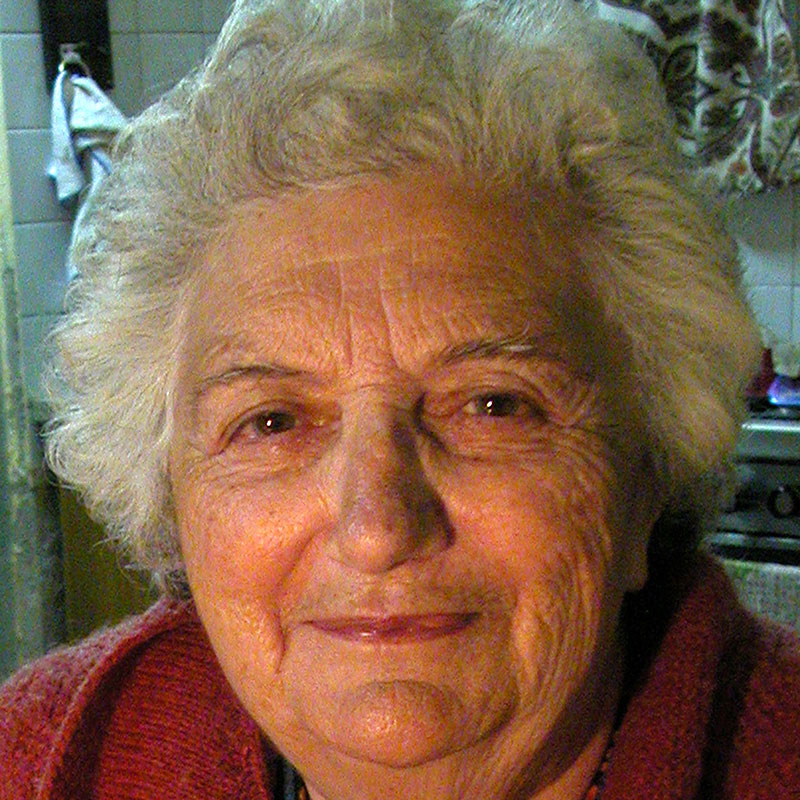 María Luisa Bertrans De Barahona