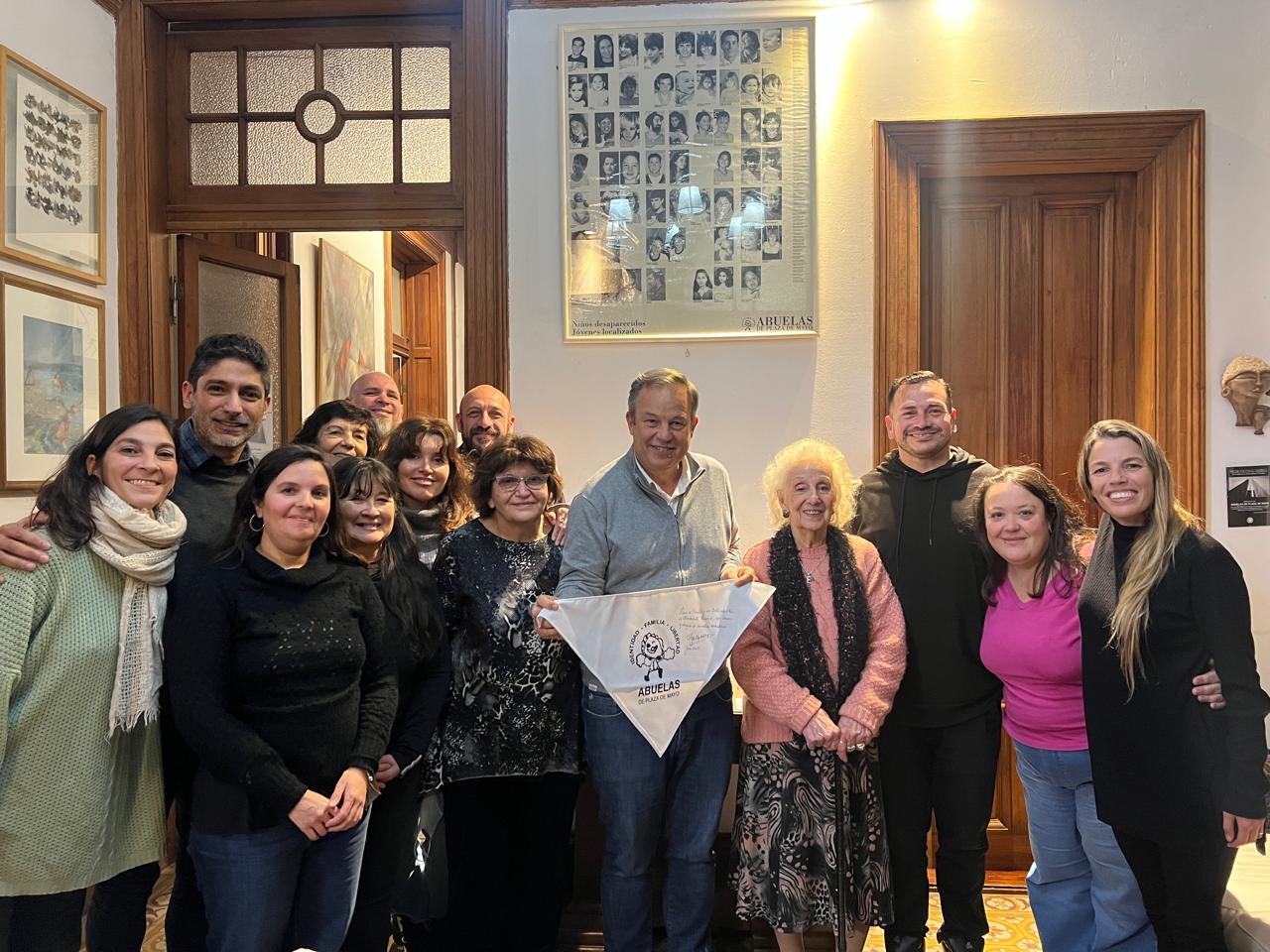 "Con este regalo no se puede bajar los brazos"